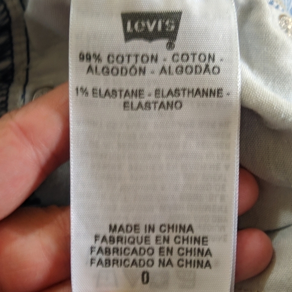 Levi's Cuffed Pin Stipe Jean Shorts Sz 0 - Picture 5 of 6